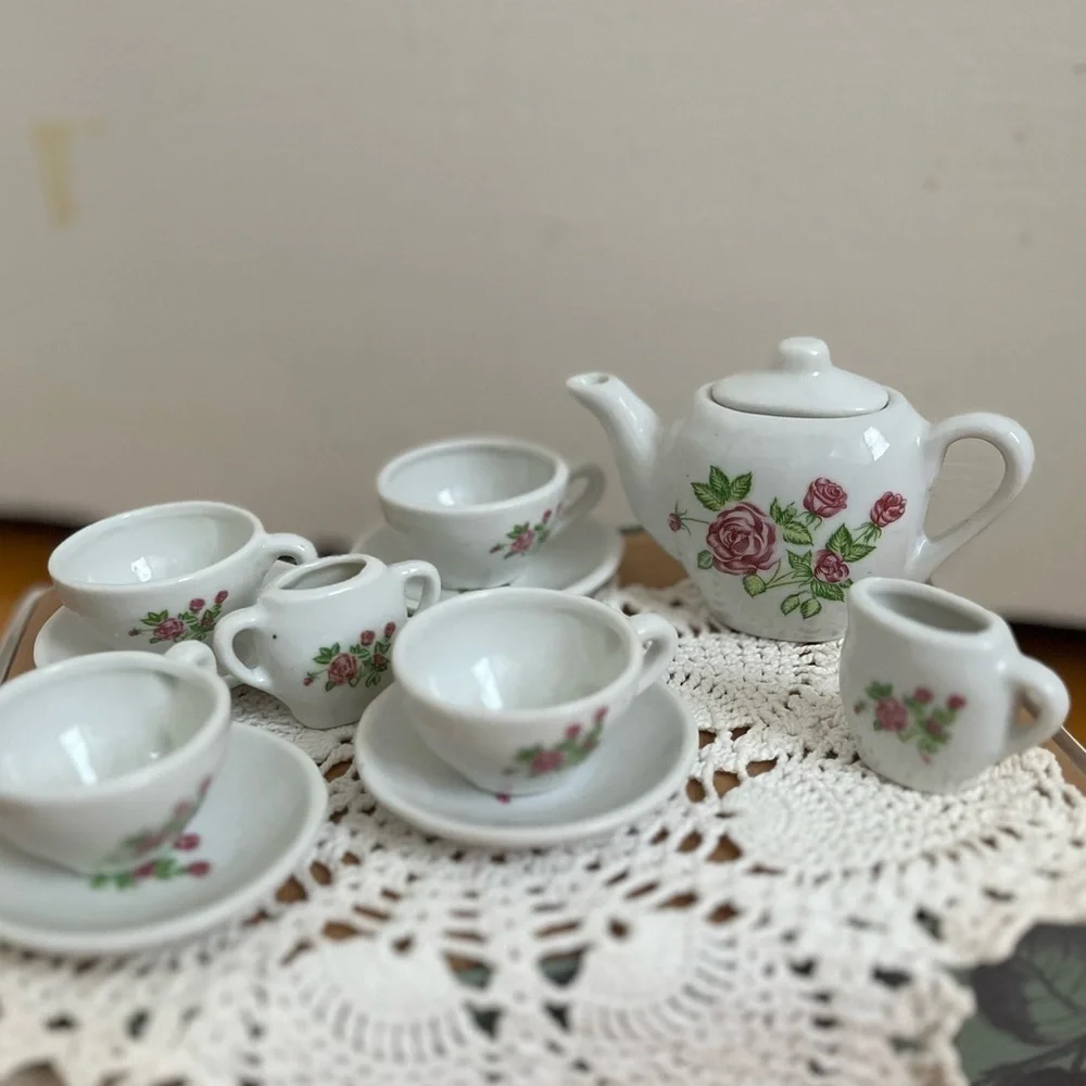 Vintage Child’s Miniature China Play Tea Set Floral Made in Taiwan 12 Piece